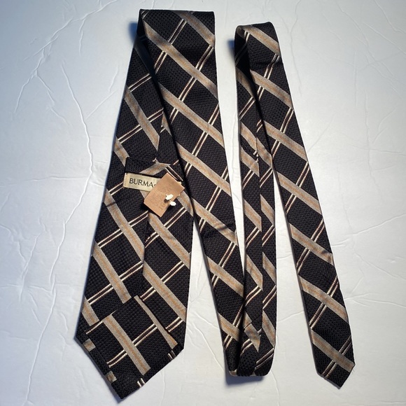 Vintage Burma-Bibas Necktie Imported All Silk Tie - Picture 7 of 10